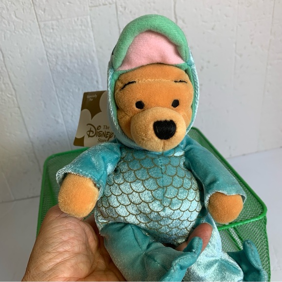 Vintage Disney💧Pisces🐠Winnie the Pooh Bean Bag plushie 8” - Picture 5 of 9